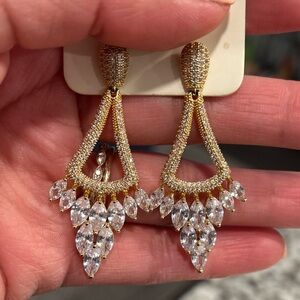 Worn once for wedding. Bought at the bridal store: Brides of Florida in Miami.